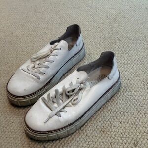 Vince Camuto White Leather Lace-Up Sneakers